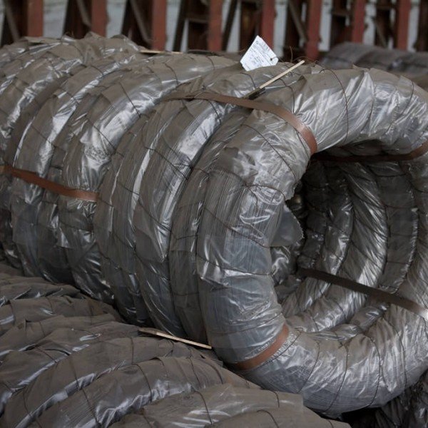 Проволока шпалерная ГОСТ 7372-79 д1,8мм Проволока шпалерная ГОСТ 7372-79 д1,8мм