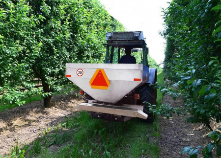 Разбрасыватель минеральных удобрений РУ800С Разбрасыватель минеральных удобрений РУ800С