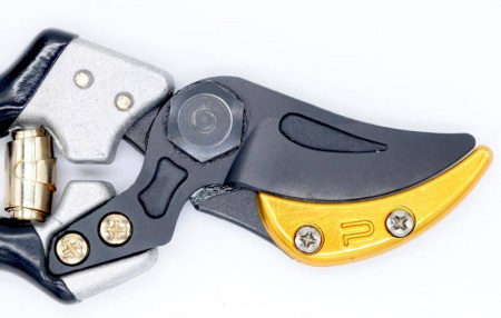 Секатор Vesco A6 PLUS 